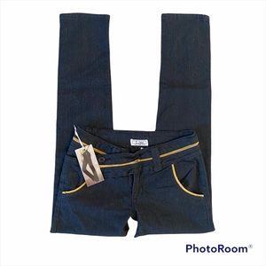 Straight Leg Jeans NWT